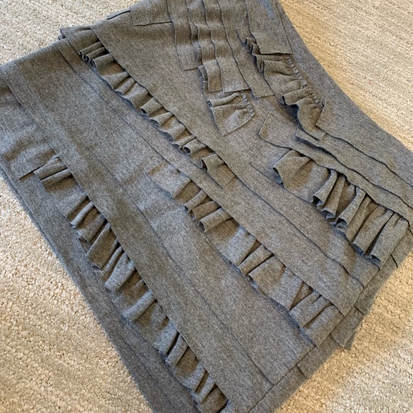 Metropark Mini Ruffle Skirt - S - Picture 2 of 3